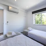 Casa De Ferias, *